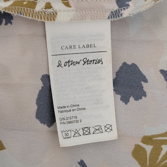 & Other Stories Blue and Cream Floral Pleated Maxi Skirt - Picture 4 of 6